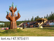 Ысыах,  олонхо, якутский, традиционный, праздник, лета, священное, дерево. Редакционное фото, фотограф PhotoMirny / Фотобанк Лори