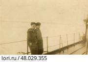 Два матроса на палубе корабля. Стоковое фото, фотограф Retro / Фотобанк Лори