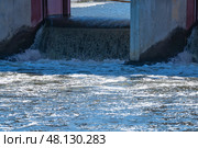 River sluice system, flowing water flow from the upper level to the lower, waterfall. Стоковое фото, фотограф ~✿Eлена Челышева(Кочина)✿~ / Фотобанк Лори