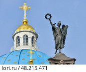 Троицкий собор в Санкт-Петербурге. Фигура богини победы (2014 год). Редакционное фото, фотограф Александр Алексеев / Фотобанк Лори