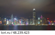 Light show in Hong Kong at night, pan timelapse (2016 год). Стоковое видео, видеограф Михаил Коханчиков / Фотобанк Лори