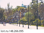 Крым, Евпатория, курорт, набережная, променад, архитектура. Редакционное фото, фотограф Андрей Макаренко / Фотобанк Лори
