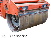 Пневмошинный каток  на белом фоне. Heavy Vibration roller compactor for road repairing on white background. Стоковое фото, фотограф Татьяна Д / Фотобанк Лори