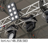 Осветительное оборудование для сцены для создания световых эффектов. Light heads equipment preparing for a light show. Стоковое фото, фотограф Татьяна Д / Фотобанк Лори
