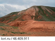 Picturesque slopes of the highest point of the Caspian lowland - Bolshoe Bogdo Mountains on a summer day, Bogdinsk-Baskunchak Nature Reserve, Akhtuba district, Astrakhan region, Russia. Стоковое фото, фотограф Ula Ulachka / Фотобанк Лори