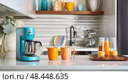 mugs kitchen close-up ai generated. Стоковое AI-изображение, AI-художник Vectorwin / Фотобанк Лори