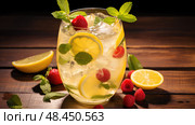 mimosa wine cocktails ai generated. Стоковое AI-изображение, AI-художник Vectorwin / Фотобанк Лори