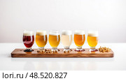 craft beer with white background ai generated. Стоковое AI-изображение, AI-художник Vectorwin / Фотобанк Лори