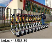 Moscow, Russia - Apr 18. 2025 Short-term rental service for electric scooters whoosh. Редакционное фото, фотограф Володина Ольга / Фотобанк Лори