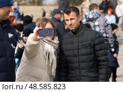 Торжественное возложение цветов на Пискарёвском мемориальном кладбище в честь 80-летия Великой Победы ФК "Зенит" Редакционное фото, фотограф Роман Рожков / Фотобанк Лори