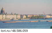 Saint-Petersburg, Russia - Jun 25 2023, 4k, aerial view, evening view of the Hermitage, Palace Embankment and St. Isaac's Cathedral, Neva river, Saint-Petersburg, Russia. Стоковое видео, видеограф Сергей Богомяко / Фотобанк Лори
