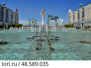 Bayterek Tower in Astana. symbol of Kazakhstan (2011 год). Редакционное фото, фотограф Александр Карпенко / Фотобанк Лори