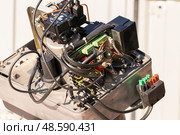 Repair of a large boiler gas burner, analysis of parts on the ta (2019 год). Редакционное фото, фотограф ok_fotoday / Фотобанк Лори