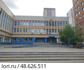 ФГБОУ ВО Новосибирский государственный университет экономики и управления. Новосибирск, Россия. Novosibirsk State University of Economics and Management. Novosibirsk, Russia. 新西伯利亚国立经济与管理大学。 俄罗斯新西伯利亚。 Редакционное фото, фотограф Денис Баданин / Фотобанк Лори