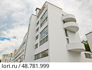 Дом Наркомфина. Новинский бульвар, 25, корпус 1. Москва. Редакционное фото, фотограф E. O. / Фотобанк Лори