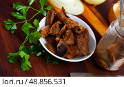 Chopped pickled mushrooms (Lactarius deliciosus) on board. Стоковое фото, фотограф Яков Филимонов / Фотобанк Лори