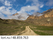 View of Cherek gorge in the Caucasus mountains. Стоковое фото, фотограф Юлия Белоусова / Фотобанк Лори