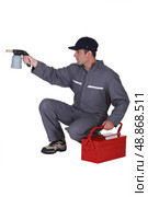Workman with a blowtorch. Стоковое фото, агентство Ingram Publishing / Фотобанк Лори
