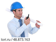 Architect with a talkie. Стоковое фото, агентство Ingram Publishing / Фотобанк Лори