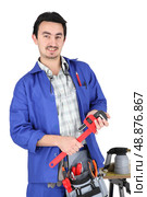 skilled technician with tools. Стоковое фото, агентство Ingram Publishing / Фотобанк Лори