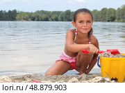 portrait of a couple with camera. Стоковое фото, агентство Ingram Publishing / Фотобанк Лори