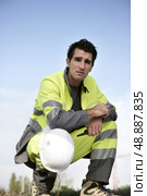 Man in high visibility clothing. Стоковое фото, агентство Ingram Publishing / Фотобанк Лори