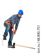 An injured tradesman. Стоковое фото, агентство Ingram Publishing / Фотобанк Лори