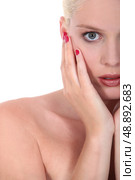 Portrait of shocked blond model. Стоковое фото, агентство Ingram Publishing / Фотобанк Лори