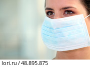 face of doctor with mask. Стоковое фото, агентство Ingram Publishing / Фотобанк Лори