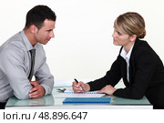 Applicant and recruiter. Стоковое фото, агентство Ingram Publishing / Фотобанк Лори