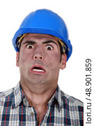 Shocked builder covered in soot. Стоковое фото, агентство Ingram Publishing / Фотобанк Лори