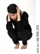 Grieving woman. Стоковое фото, агентство Ingram Publishing / Фотобанк Лори