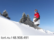 Man snowboarding. Стоковое фото, агентство Ingram Publishing / Фотобанк Лори