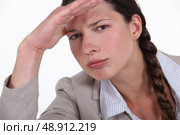 Businesswoman saluting. Стоковое фото, агентство Ingram Publishing / Фотобанк Лори