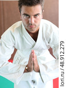 Martial Arts Greeting. Стоковое фото, агентство Ingram Publishing / Фотобанк Лори