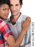 Mixed race couple. Стоковое фото, агентство Ingram Publishing / Фотобанк Лори