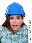 Tired female builder. Стоковое фото, агентство Ingram Publishing / Фотобанк Лори