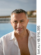 Portrait of a middle-aged man. Стоковое фото, агентство Ingram Publishing / Фотобанк Лори