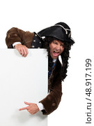 man disguised as a pirate. Стоковое фото, агентство Ingram Publishing / Фотобанк Лори