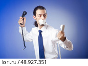 Businessman with his lips sealed. Стоковое фото, агентство Ingram Publishing / Фотобанк Лори