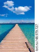Mallorca Platja de Alcudia beach pier in Majorca Balearic islands. Стоковое фото, агентство Ingram Publishing / Фотобанк Лори