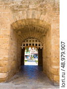Alcudia Old Town in Majorca Porta des Moll Mallorca Balearic island of Spain. Стоковое фото, агентство Ingram Publishing / Фотобанк Лори