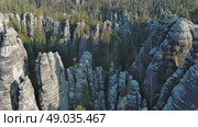 Aerial view of Adrspach-Teplice Rocks (2023 год). Стоковое видео, видеограф Михаил Коханчиков / Фотобанк Лори