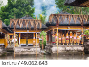 Hindu food offering in a Tampak Siring temple, Bali, Indonesia. Стоковое фото, агентство Ingram Publishing / Фотобанк Лори