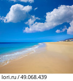 Morro Jable Matorral beach Jandia in Pajara of Fuerteventura at Canary Islands. Стоковое фото, агентство Ingram Publishing / Фотобанк Лори