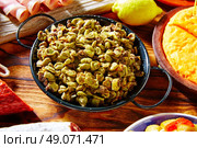 Tapas habas con morcilla lima beans Spain food. Стоковое фото, агентство Ingram Publishing / Фотобанк Лори