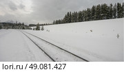 Canadian Pacific railroad tracks, Banff National Park, Alberta, Canada. Стоковое фото, агентство Ingram Publishing / Фотобанк Лори