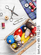 Set of tailor from the spool of lace,scissors,thread and buttons. Стоковое фото, агентство Ingram Publishing / Фотобанк Лори