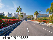 Valencia Puente de las Flores flowers bridge in Spain. Стоковое фото, агентство Ingram Publishing / Фотобанк Лори