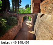 The wall of Alcazaba fortress, the Alhambra in Granada, Andalucia, Spain. Стоковое фото, агентство Ingram Publishing / Фотобанк Лори